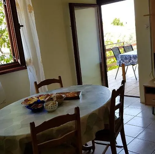 Letina Διαμέρισμα Sukošan